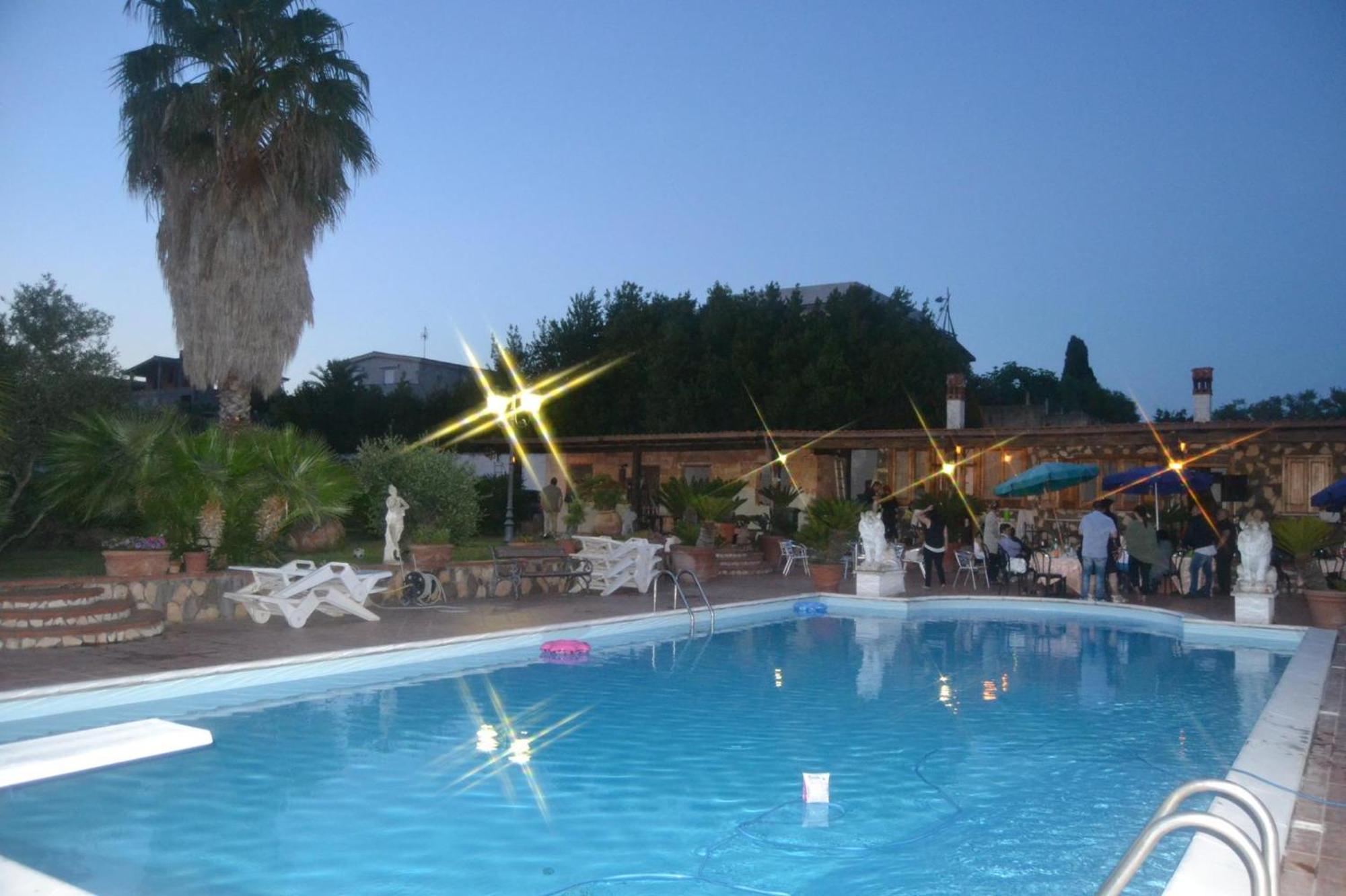 Chalet L Oasi Di Ambra 8 Posti Letto Con Uso Piscina アルデーア エクステリア 写真