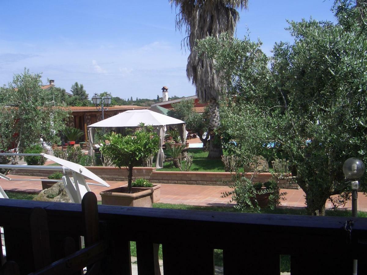 Chalet L Oasi Di Ambra 8 Posti Letto Con Uso Piscina アルデーア エクステリア 写真